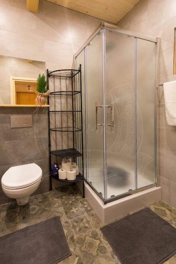 Domki Pod Kuznia Falsztyn Exterior foto